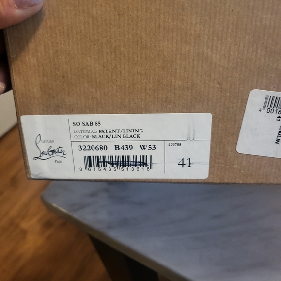 Christian louboutin Red Bottom Shoes - Picture 2 of 4